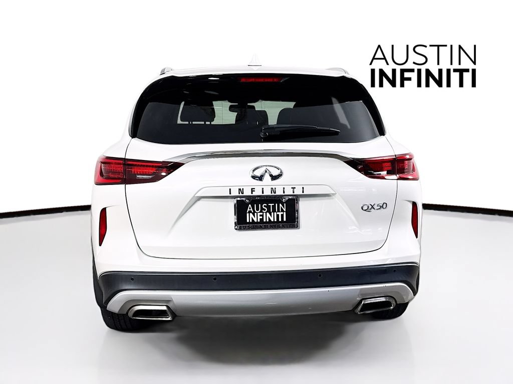 Certified 2022 INFINITI QX50 Essential FWD image 8