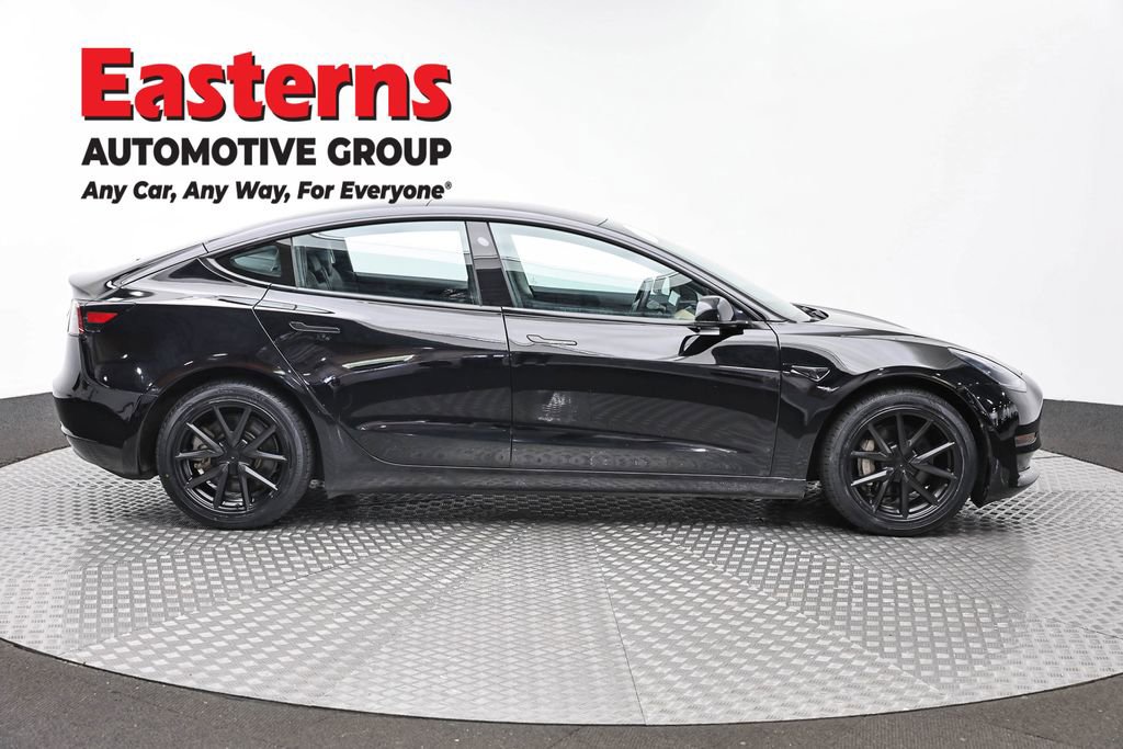 Used 2018 Tesla Model 3 Long Range RWD image 4