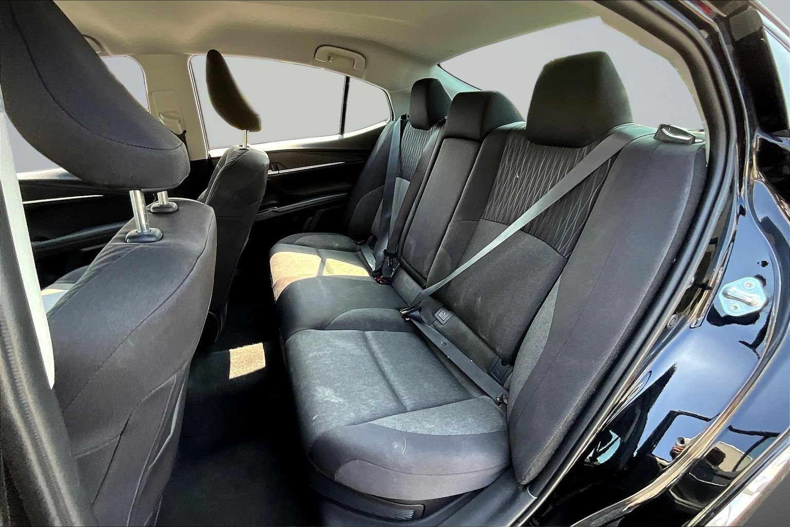 Used 2026 Toyota Camry LE w/ Convenience Package FWD image 18