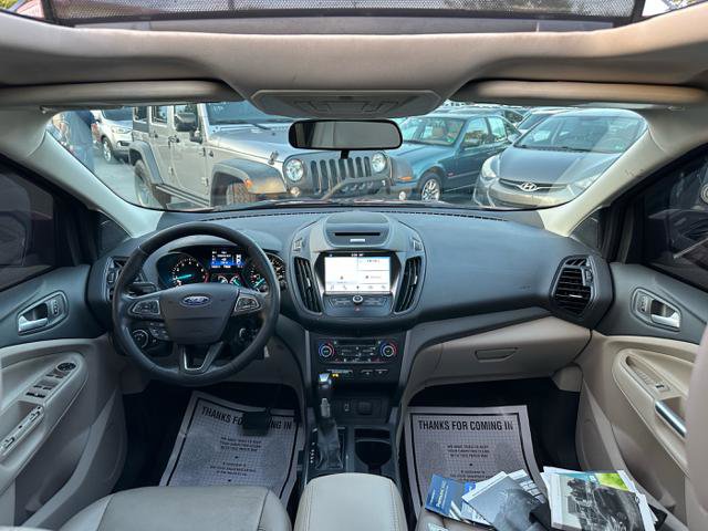 Used 2017 Ford Escape SE w/ SE Leather Comfort Package image 18