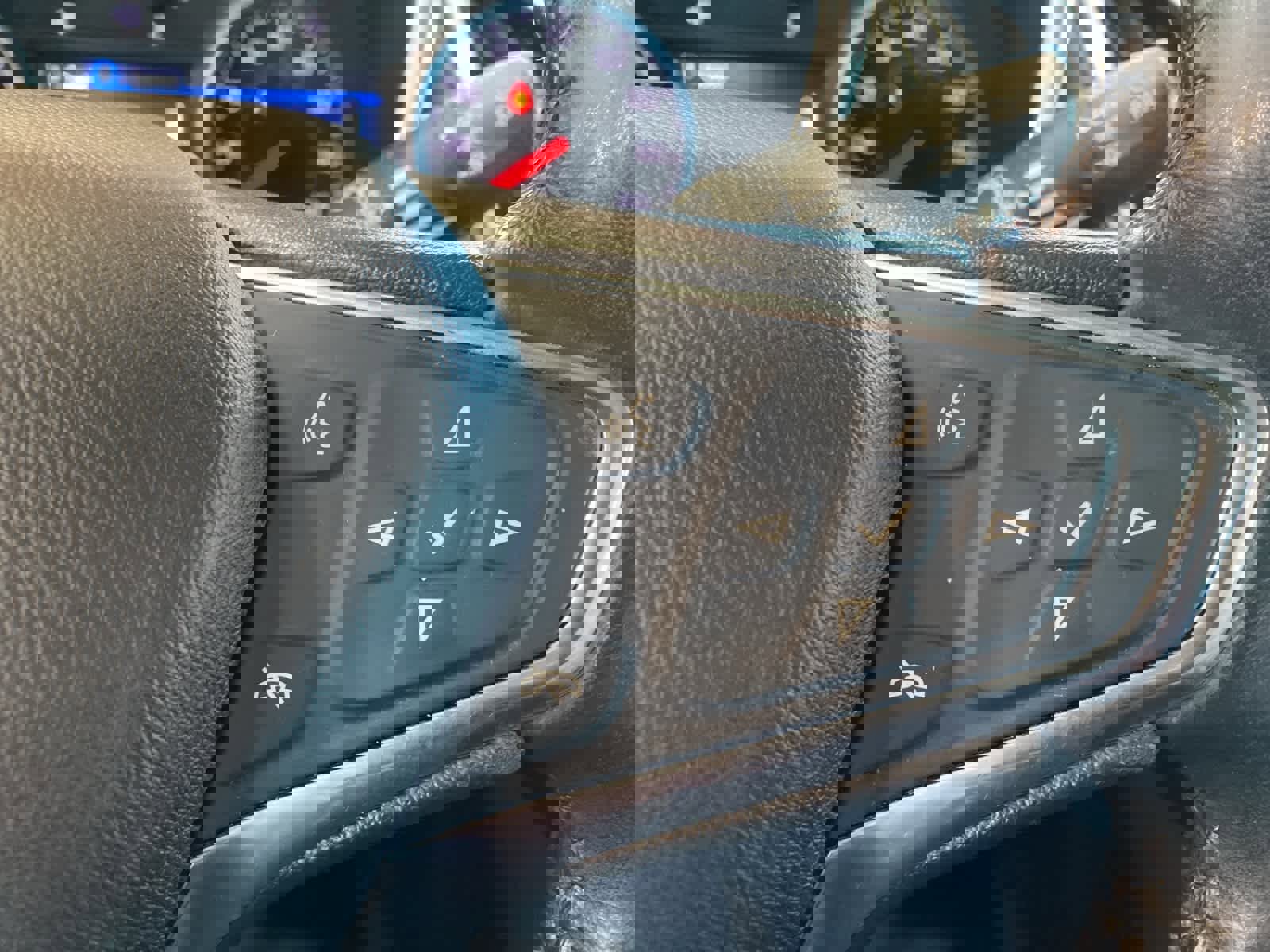 Used 2020 Chevrolet Equinox LT image 22