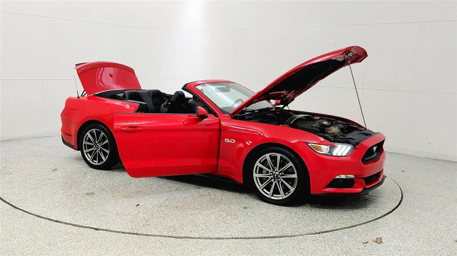 Used 2016 Ford Mustang GT Premium image 9