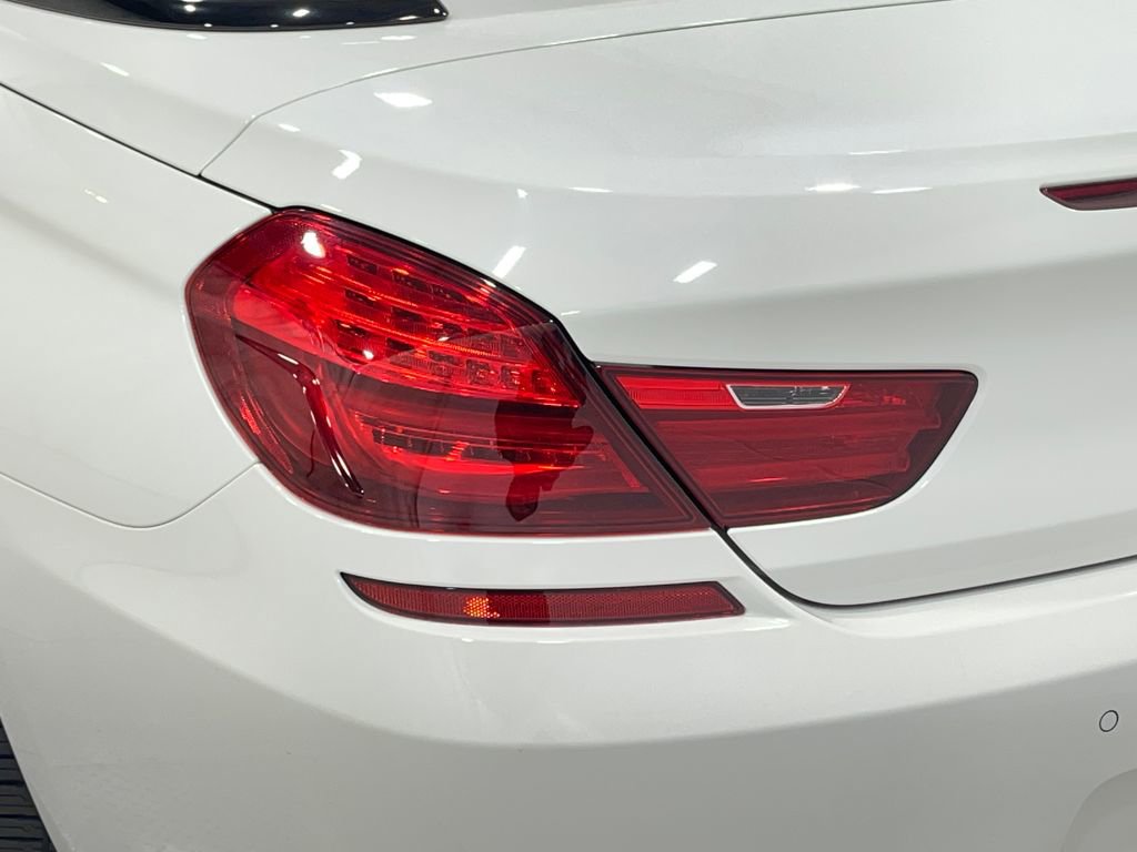 Used 2017 BMW M6 Convertible image 34