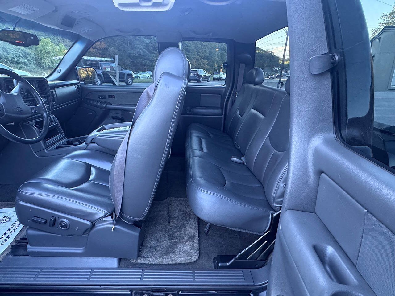 Used 2003 Chevrolet Silverado 1500 SS AWD/4WD image 18