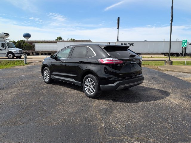 Used 2023 Ford Edge SEL AWD/4WD image 5