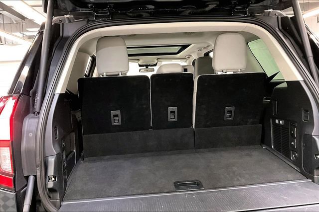 Used 2025 Ford Expedition Active image 44