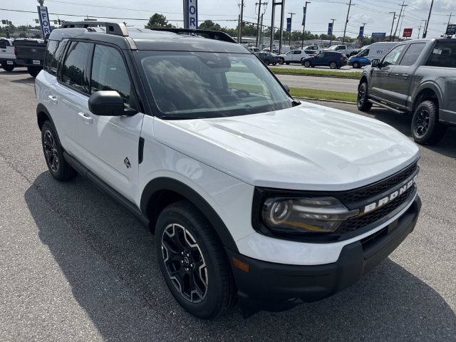 New 2026 Ford Bronco Sport Outer Banks AWD/4WD image 3