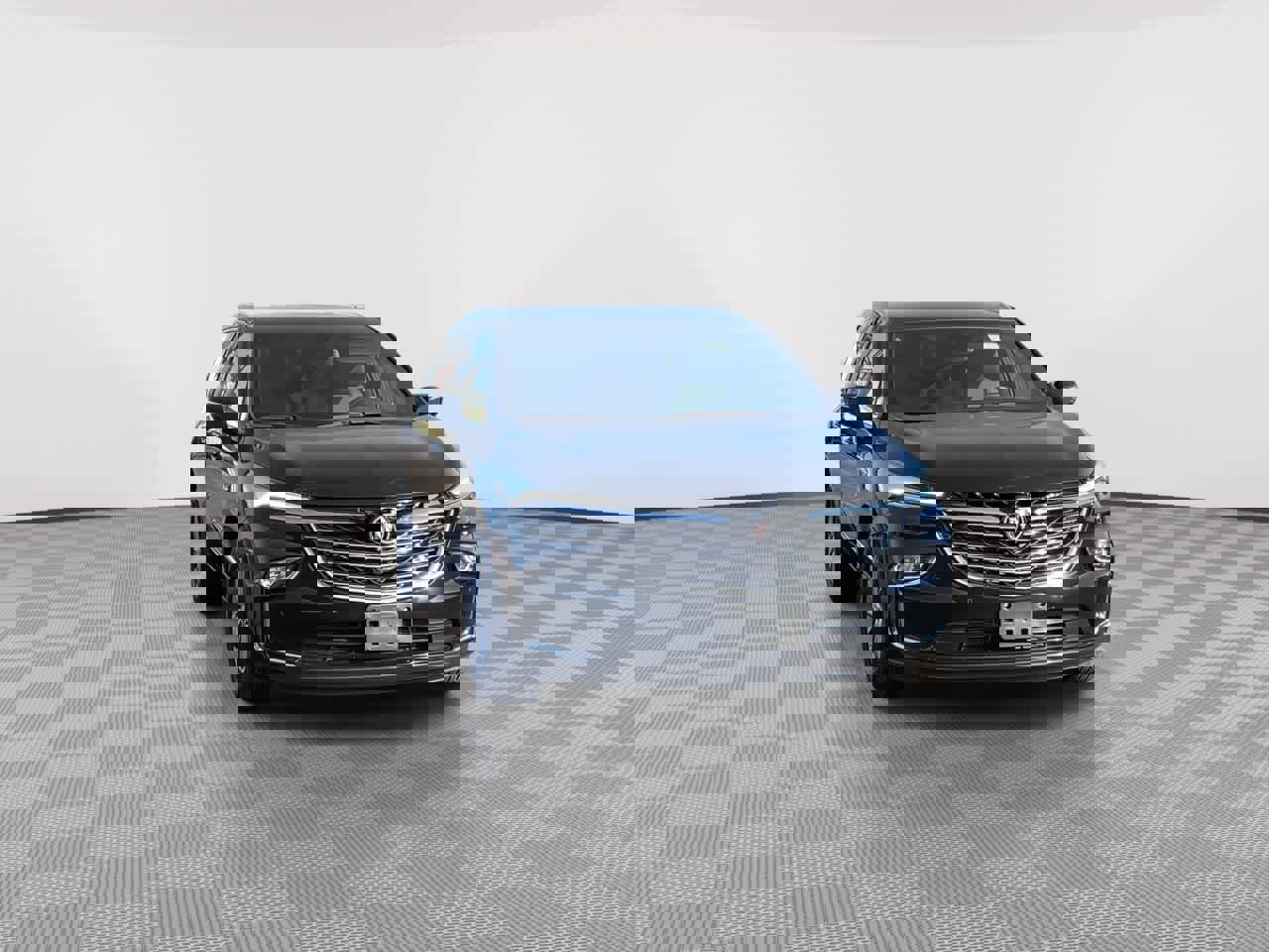 Used 2023 Buick Enclave Essence image 3