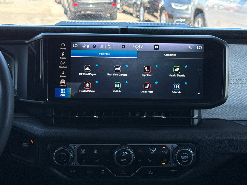 Certified 2024 Jeep Wrangler Unlimited w/ Convenience Group AWD/4WD image 22