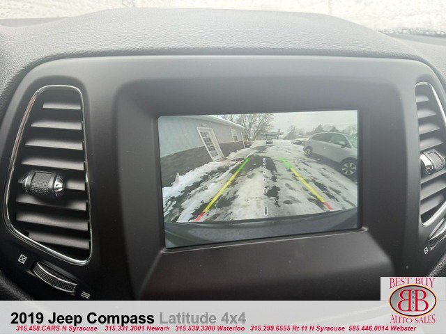 Used 2019 Jeep Compass Latitude w/ Cold Weather Group AWD/4WD image 36