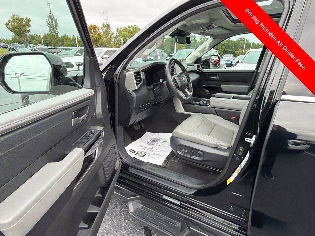 Used 2024 Toyota Tundra Limited w/ Power Package RWD image 3