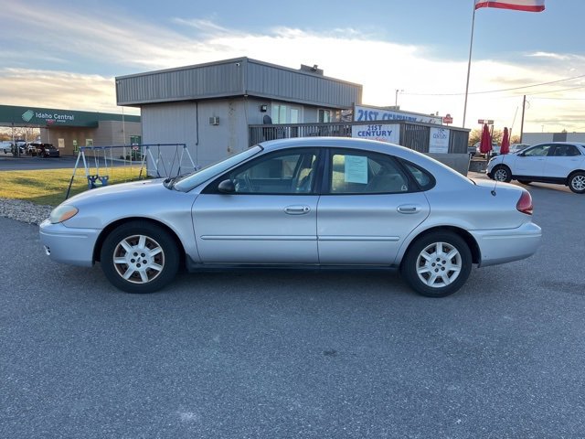 Used 2006 Ford Taurus SE