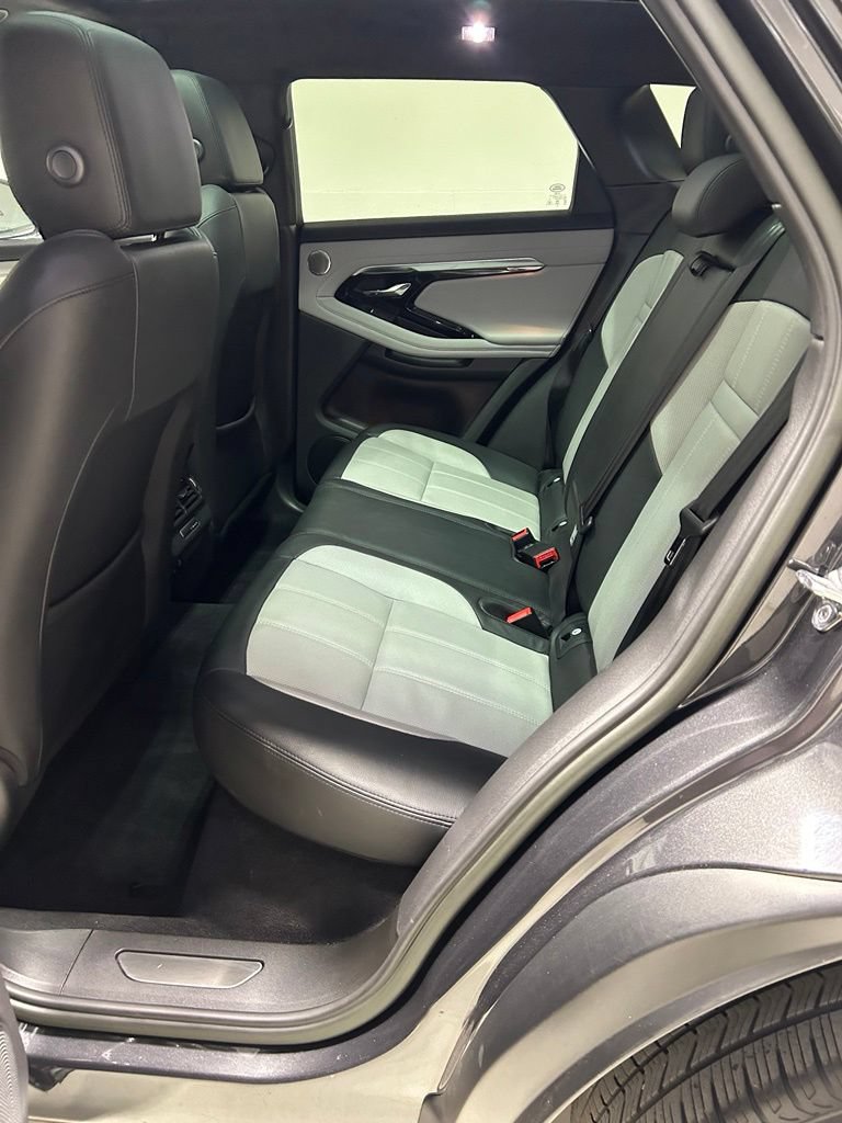 Used 2023 Land Rover Range Rover Evoque R-Dynamic SE AWD/4WD image 27