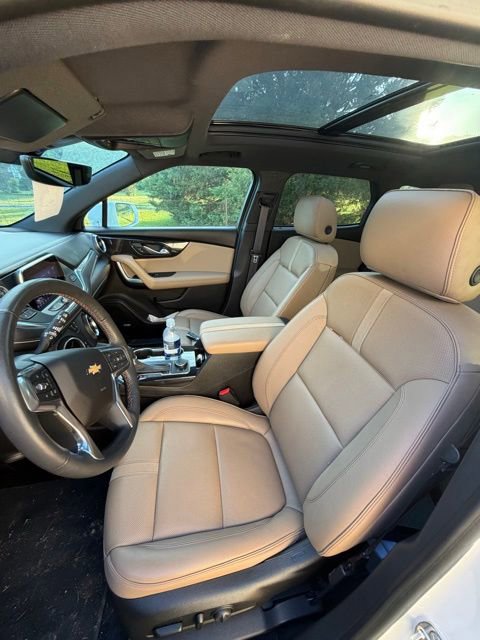 Used 2020 Chevrolet Blazer Premier w/ Driver Confidence II Package FWD image 4