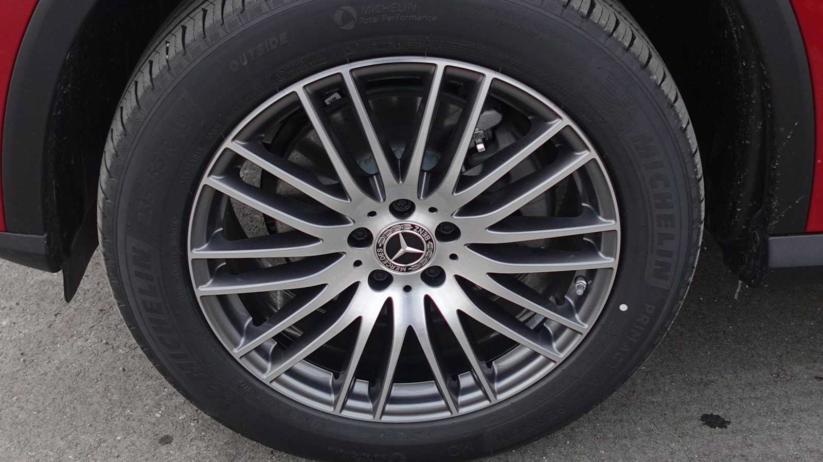 Used 2026 Mercedes-Benz GLC 300 4MATIC image 11