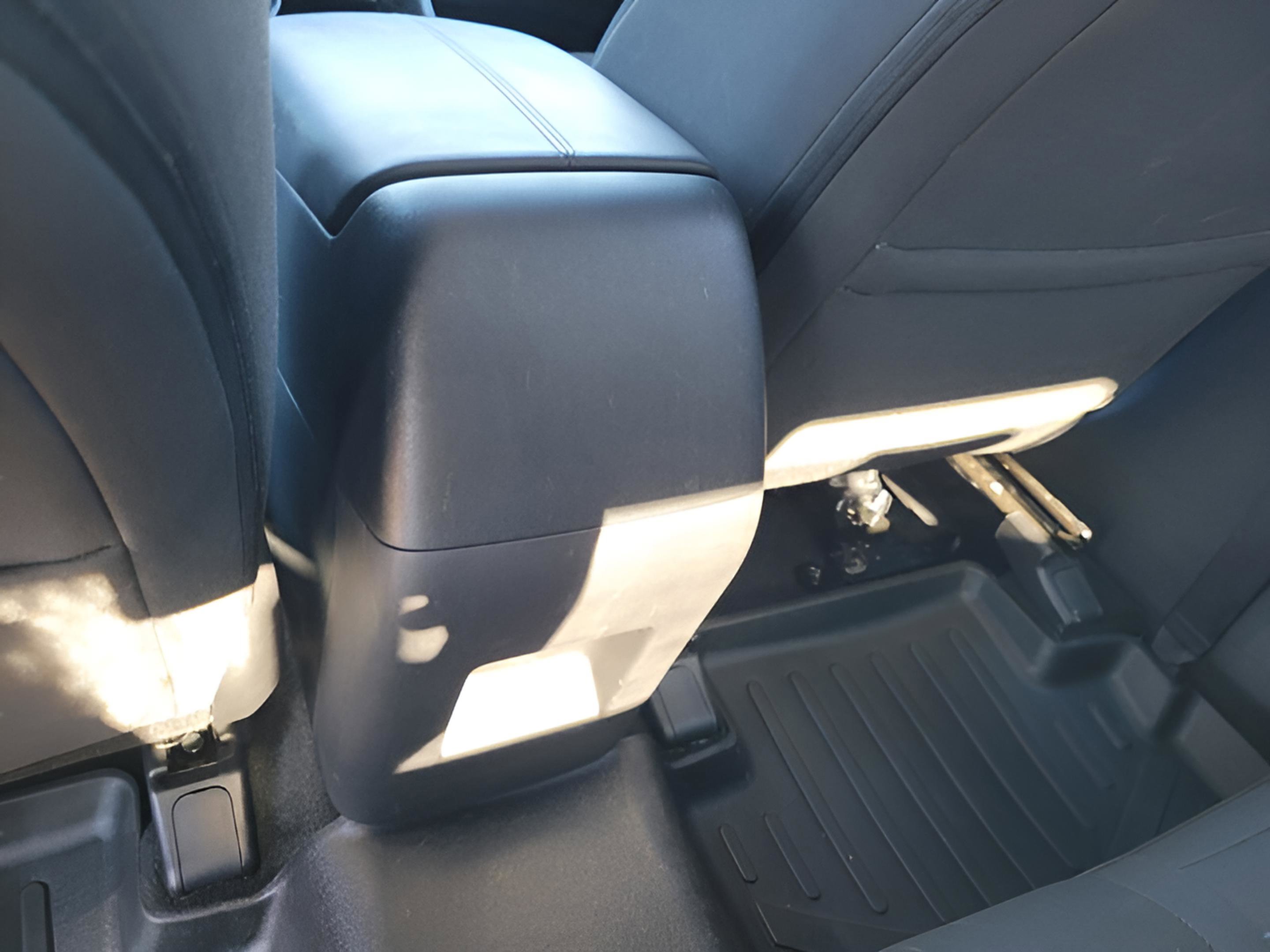 Used 2023 Hyundai Santa Cruz Night w/ Cargo Package image 13