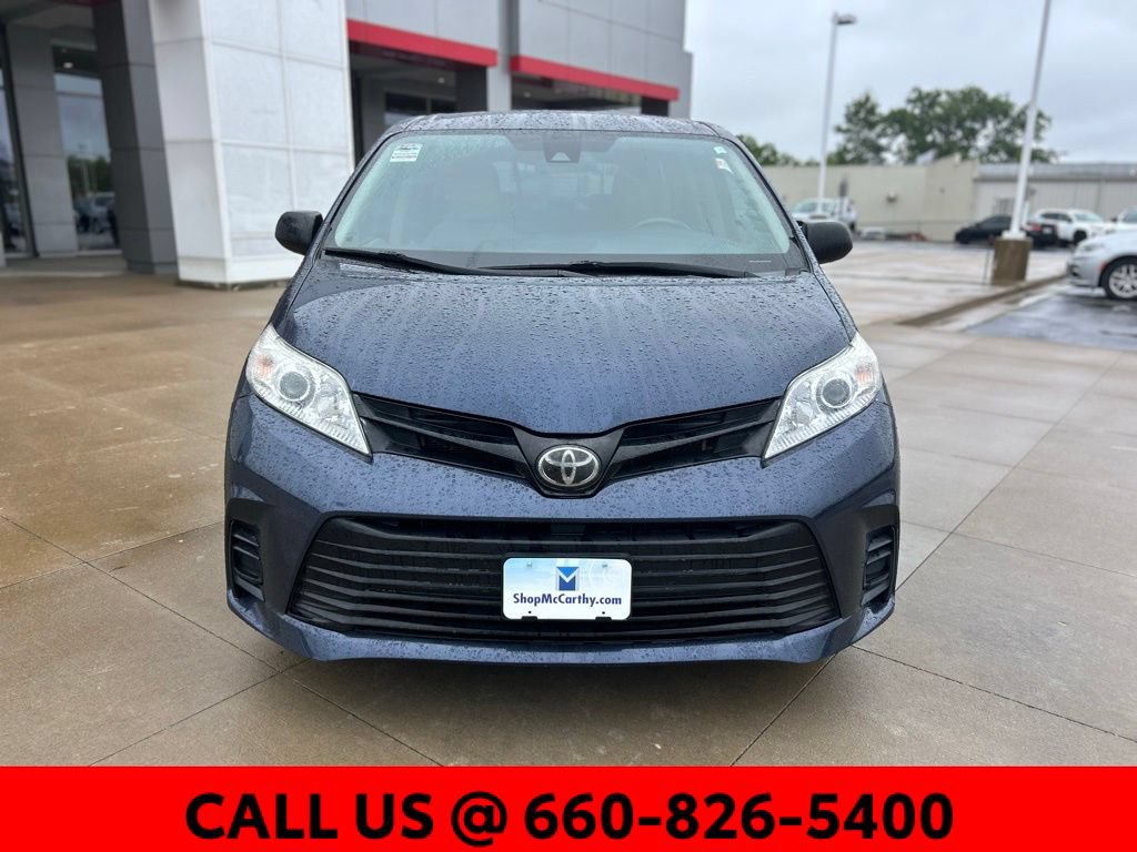 Used 2020 Toyota Sienna L FWD image 3