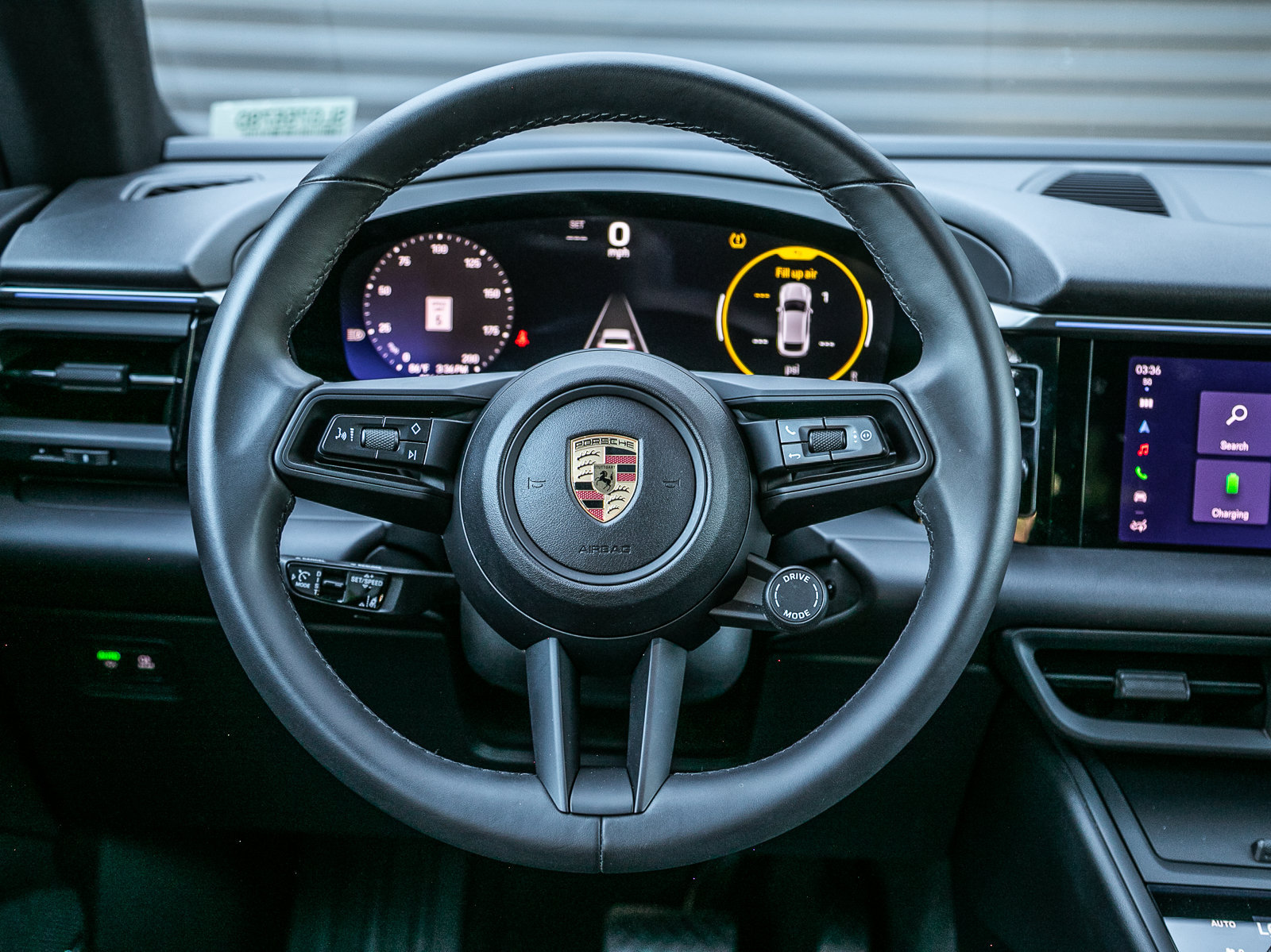 Certified 2025 Porsche Macan Electric RWD image 13