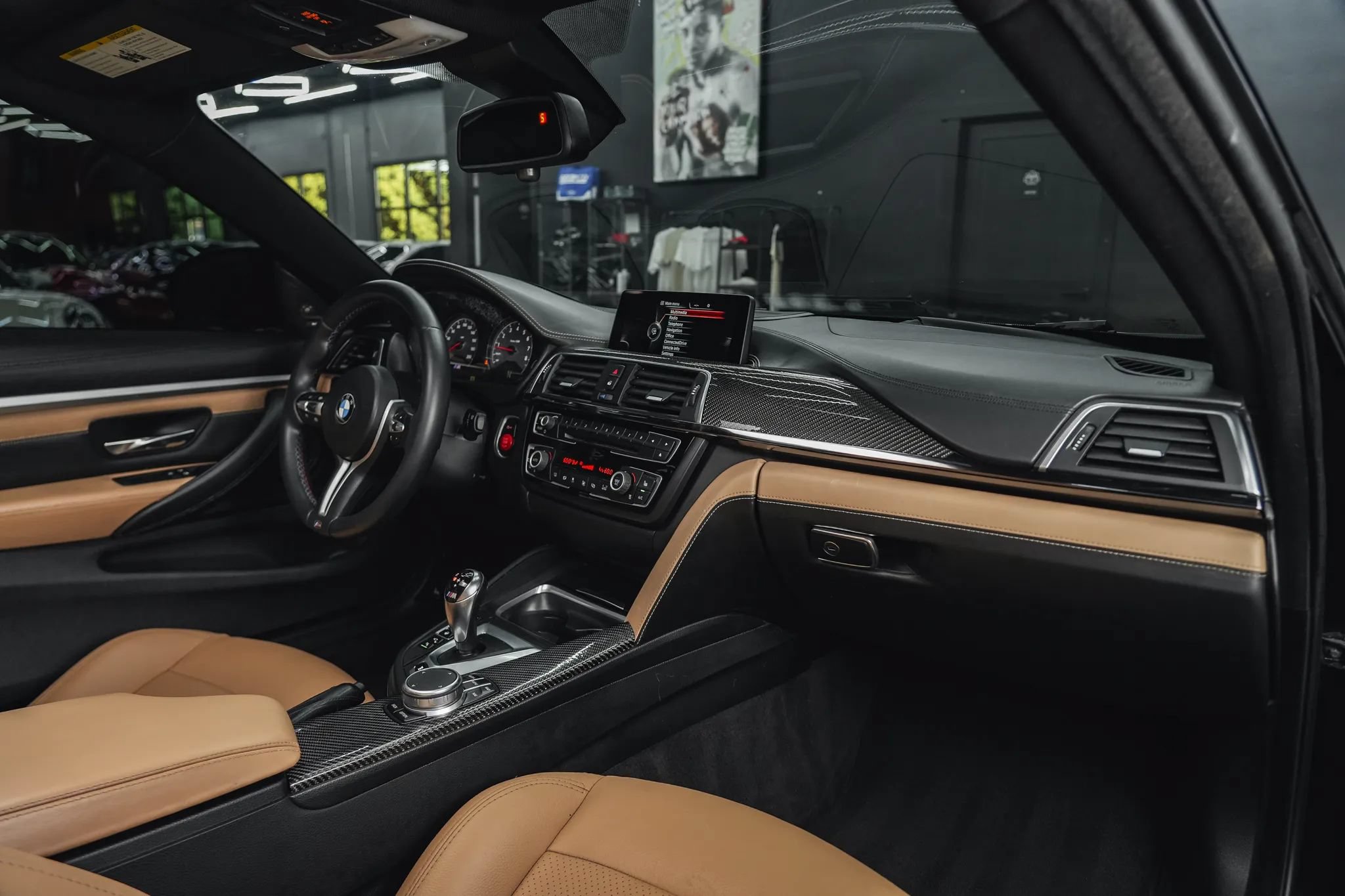 Used 2015 BMW M4 Coupe w/ Executive Package RWD image 43