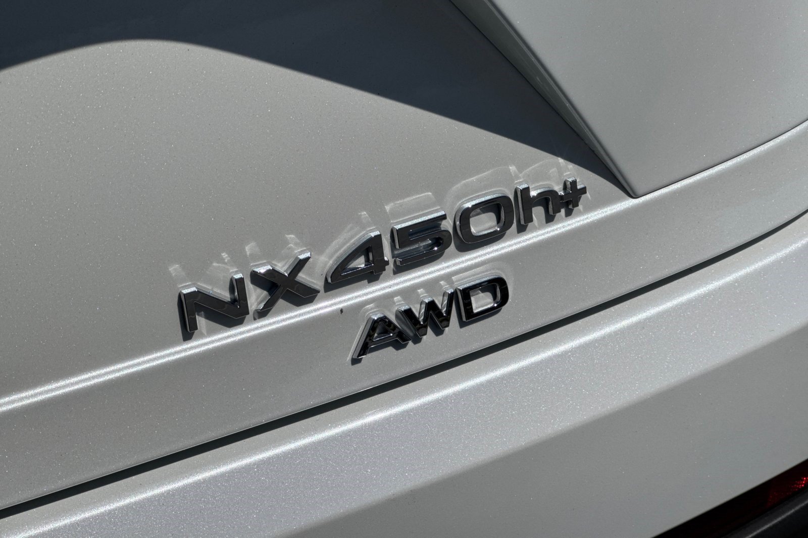 Certified 2025 Lexus NX 450h+ AWD w/ Accessory Package (K3) image 39