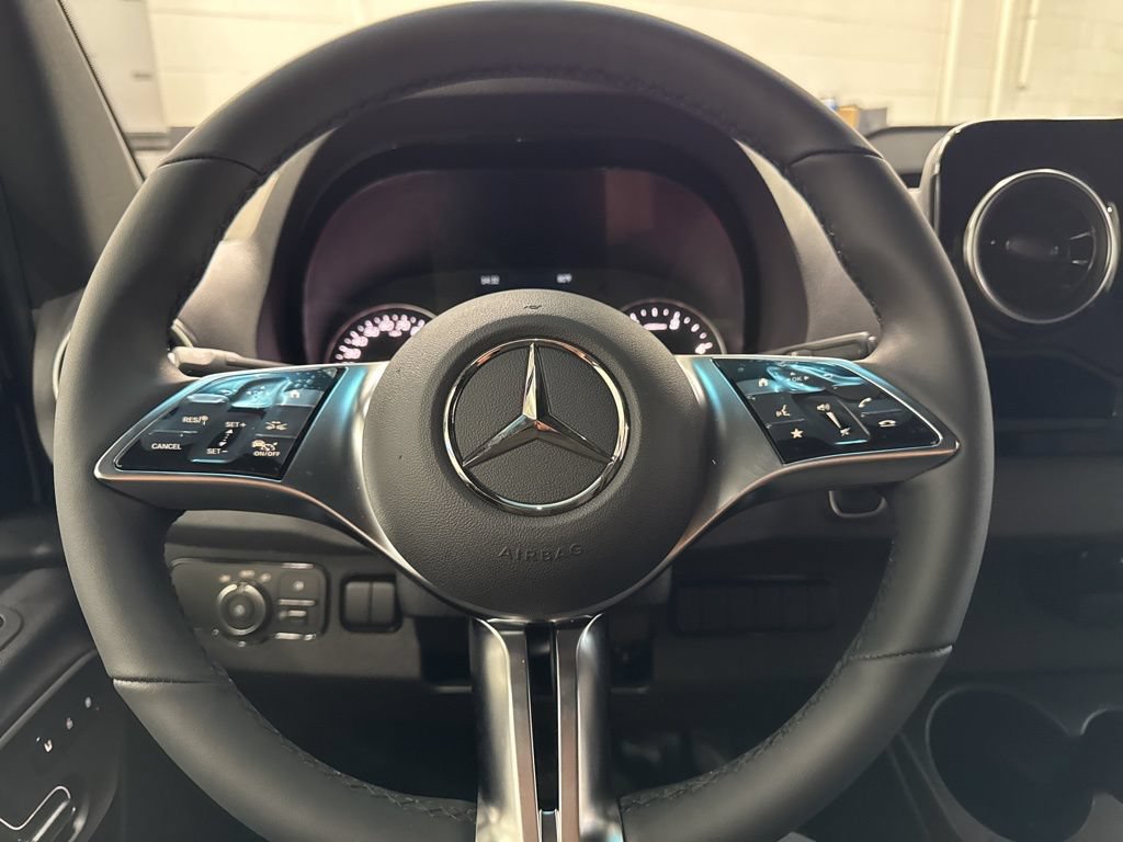 New 2025 Mercedes-Benz Sprinter 2500 image 34