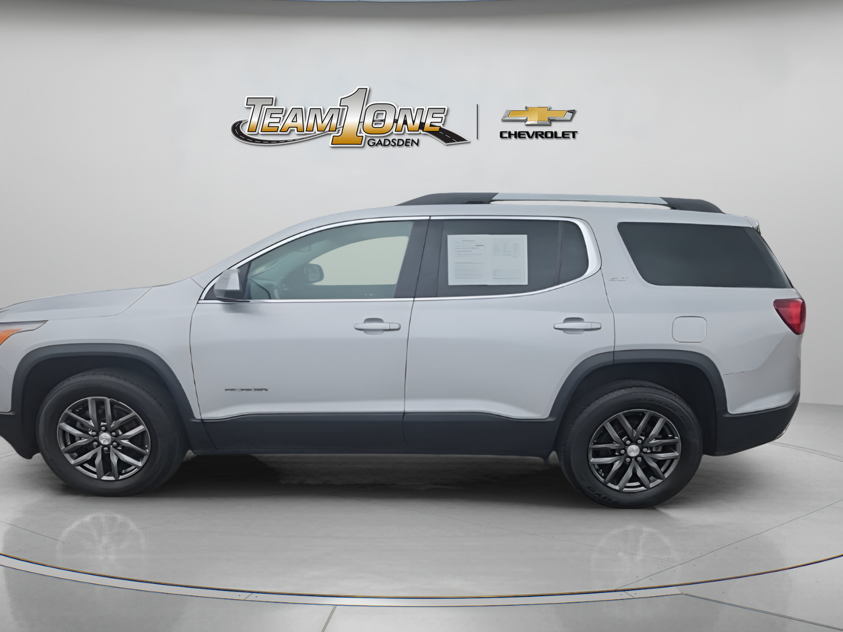 Used 2018 GMC Acadia SLT FWD image 5