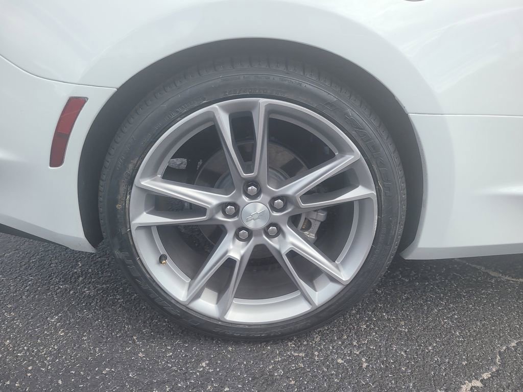 Used 2023 Chevrolet Camaro LT w/ RS Package RWD image 5