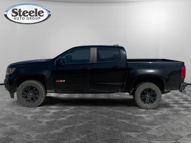 Used 2022 Chevrolet Colorado Z71 w/ Z71 Midnight Edition AWD/4WD image 2