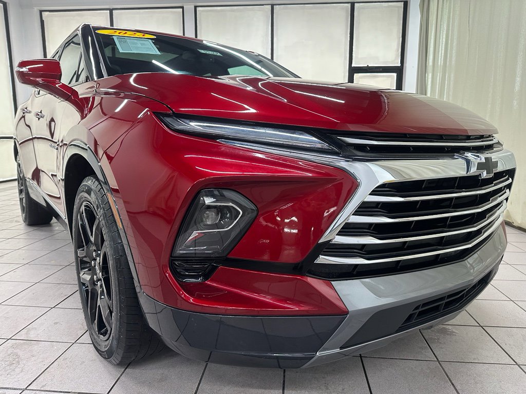 Certified 2023 Chevrolet Blazer Premier image 2