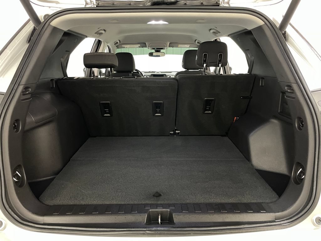 Used 2019 Chevrolet Equinox LT AWD/4WD image 43