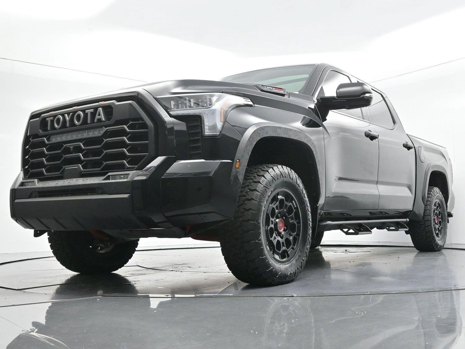 Used 2025 Toyota Tundra TRD Pro AWD/4WD image 46