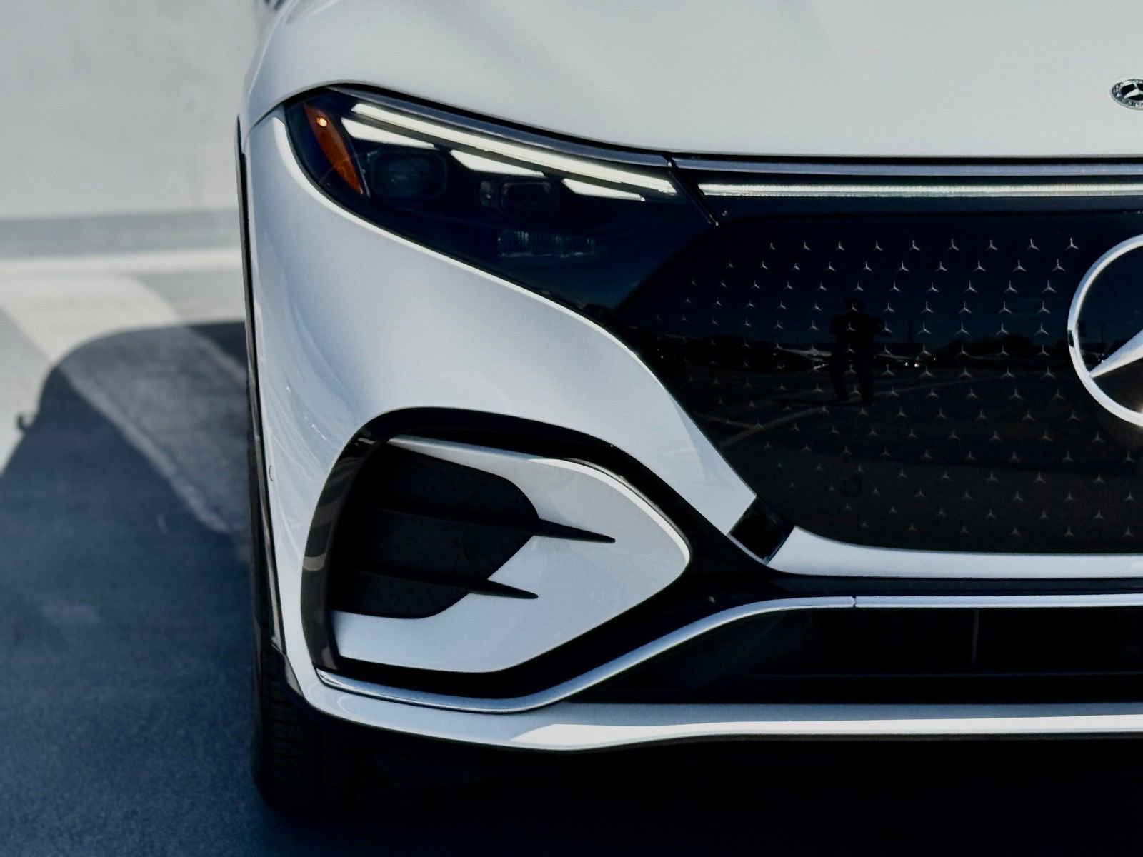 New 2026 Mercedes-Benz EQS 550 4MATIC SUV image 7