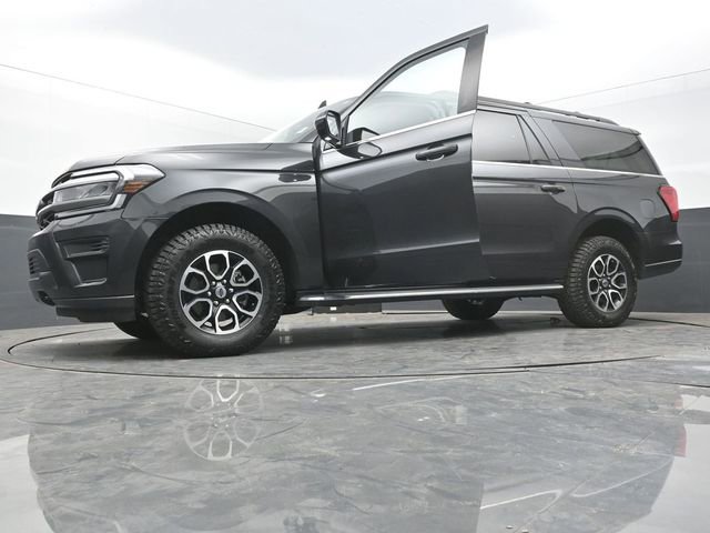 Used 2023 Ford Expedition Max XLT AWD/4WD image 38