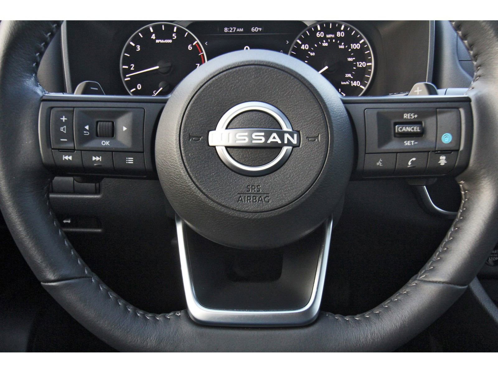 Used 2024 Nissan Rogue SV w/ SV Premium Package image 16