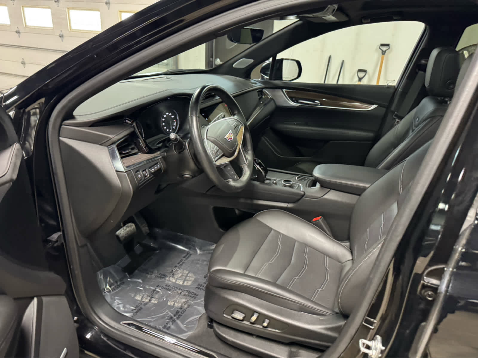 Used 2024 Cadillac XT5 Premium Luxury w/ Platinum Package image 15