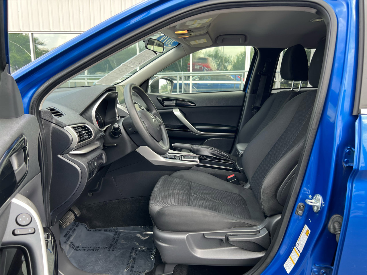Used 2019 Mitsubishi Eclipse Cross LE image 11