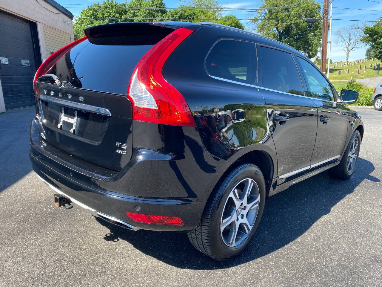 Used 2014 Volvo XC60 T6 AWD/4WD image 3