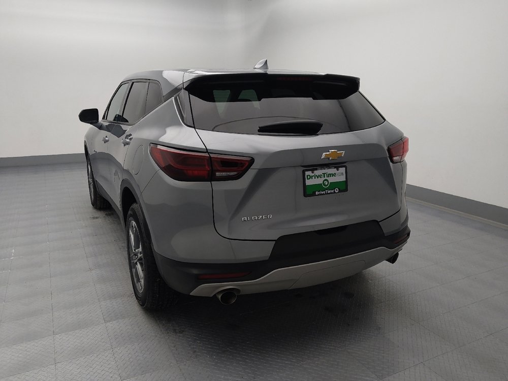 Used 2023 Chevrolet Blazer LT w/ Driver Confidence Package image 3