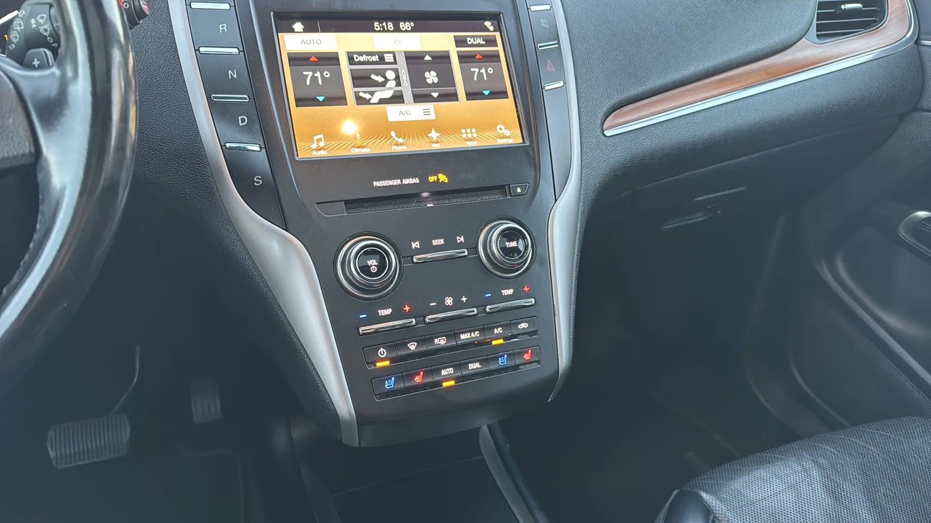 Used 2017 Lincoln MKC Reserve image 35