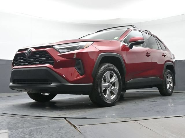 Certified 2022 Toyota RAV4 XLE AWD/4WD image 28