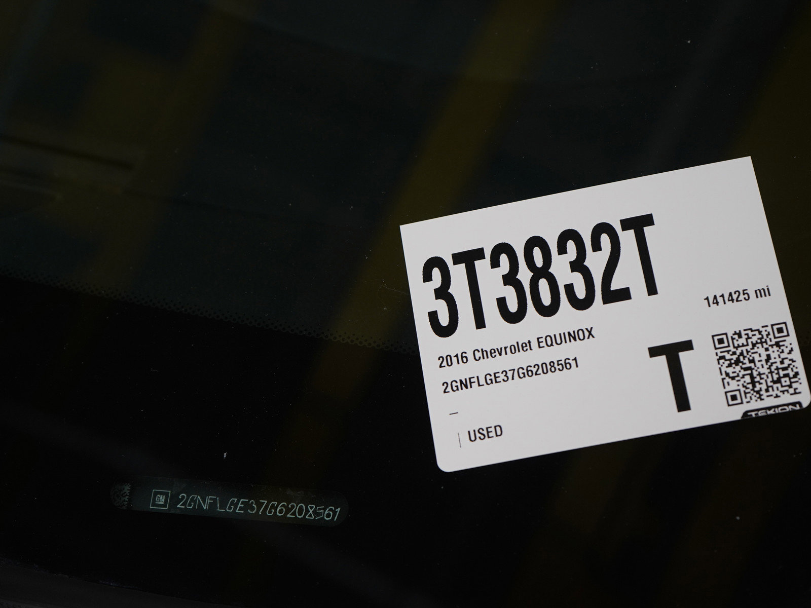 Used 2016 Chevrolet Equinox LTZ w/ Enhanced Convenience Package image 32