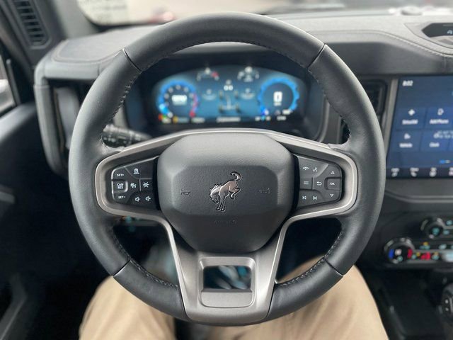 New 2025 Ford Bronco Badlands image 21
