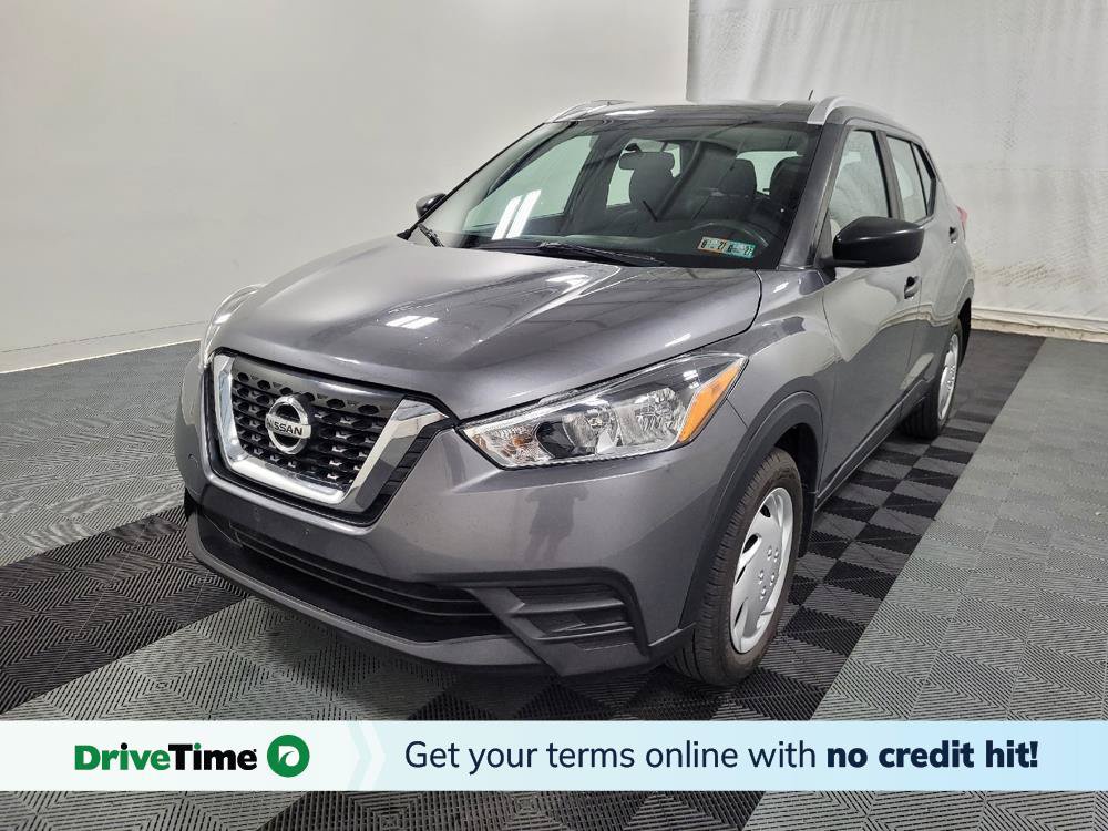 Used 2019 Nissan Kicks S FWD image 1