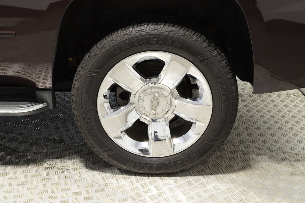 Used 2020 Chevrolet Tahoe Premier AWD/4WD image 39