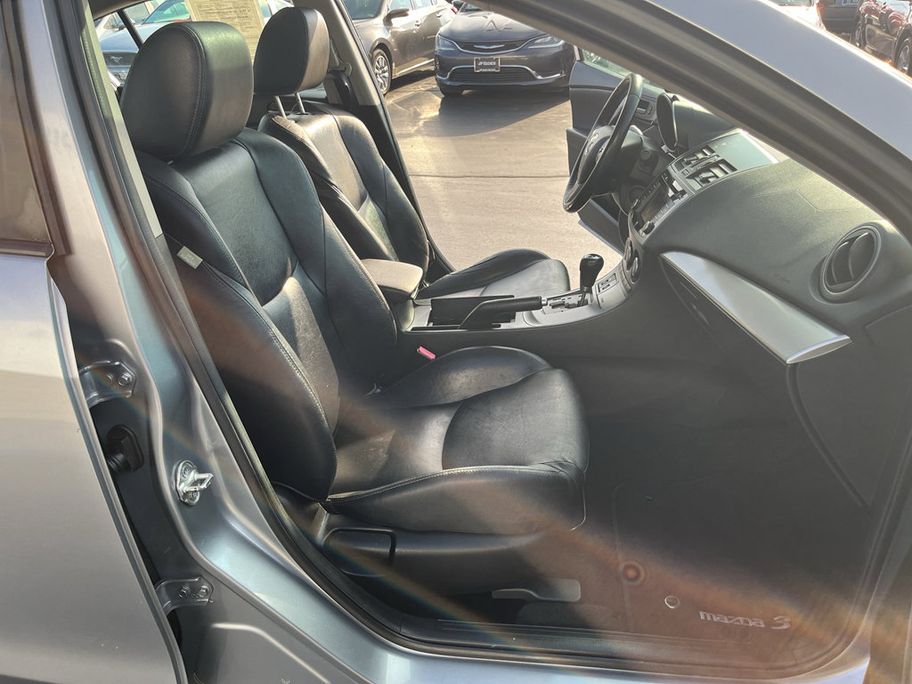 Used 2013 MAZDA MAZDA3 i Grand Touring image 36