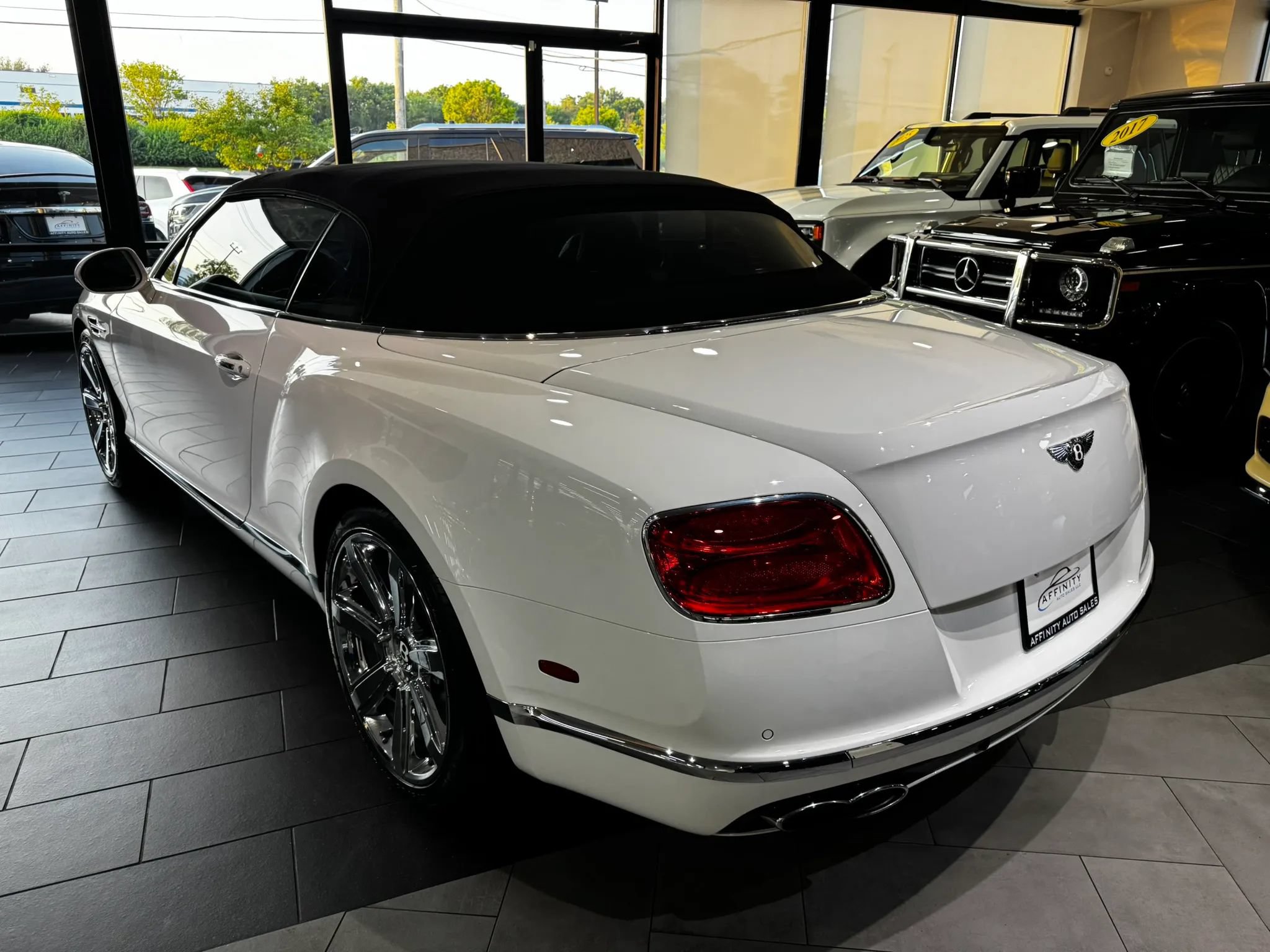 Used 2017 Bentley Continental GT AWD/4WD image 44