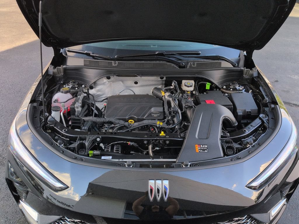 New 2026 Buick Envista Sport Touring FWD image 17