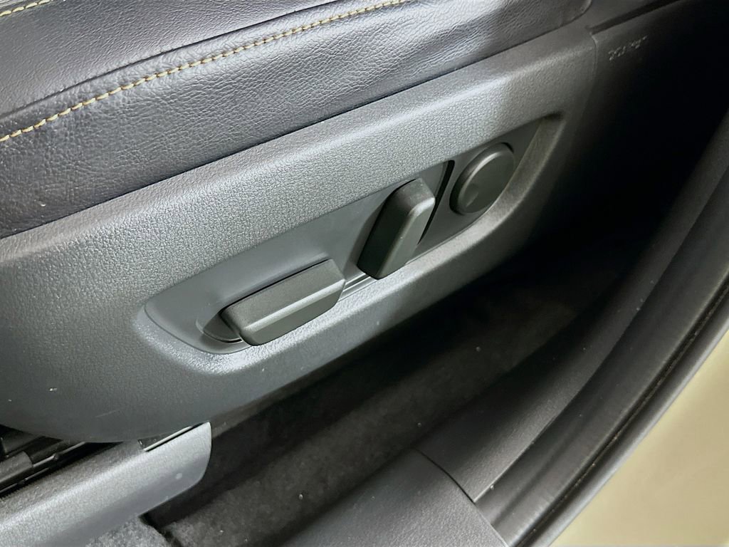 Certified 2025 MAZDA CX-70 3.3 Turbo S w/ Premium Package image 20