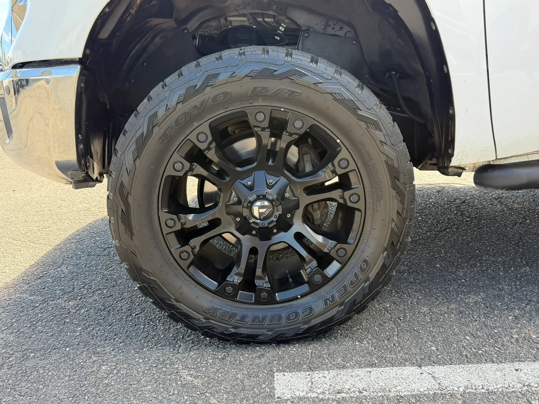 Used 2016 Toyota Tundra SR5 w/ SR5 Upgrade Package RWD image 31