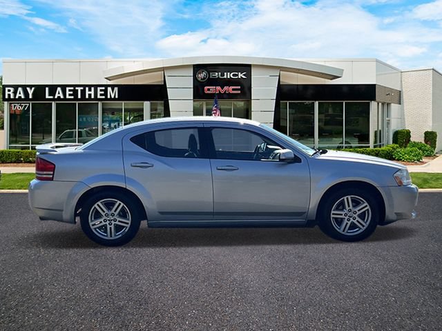 Used 2010 Dodge Avenger R/T FWD image 6